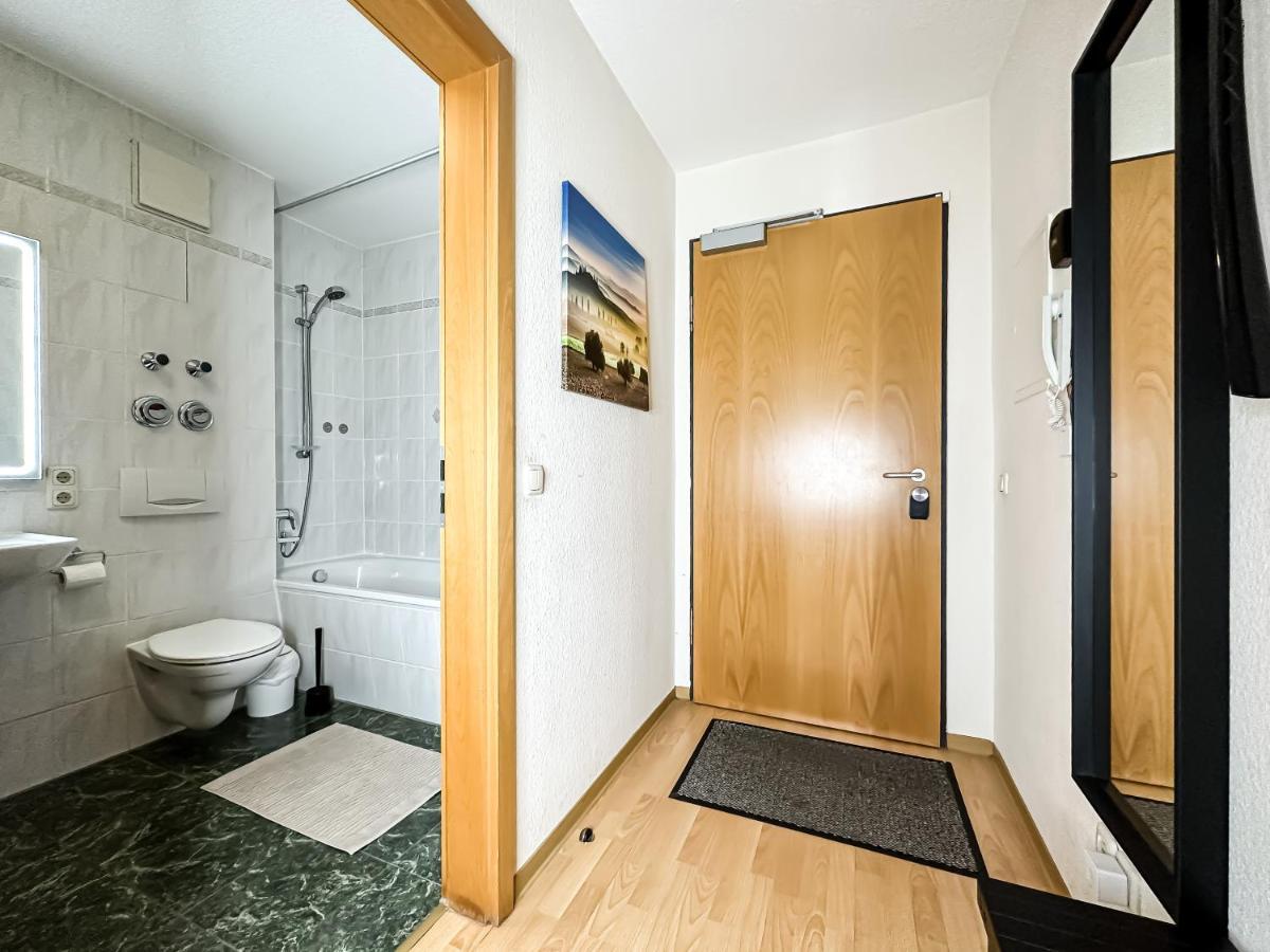 Ambiente-Wohnung - Zentrum Und Park In 5 Minuten Zu Fuss - Parkplatz - Netflix Leipzig Exterior foto